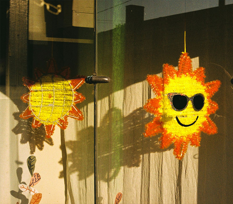 Enterprises in VPPs: Help Grid, Enhance Own Profits